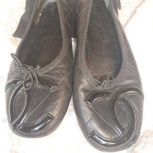 Chanel Cambon quilted ballerina flats